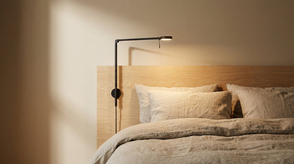 Nachttischlampe zur Befestigung am Kopfteil