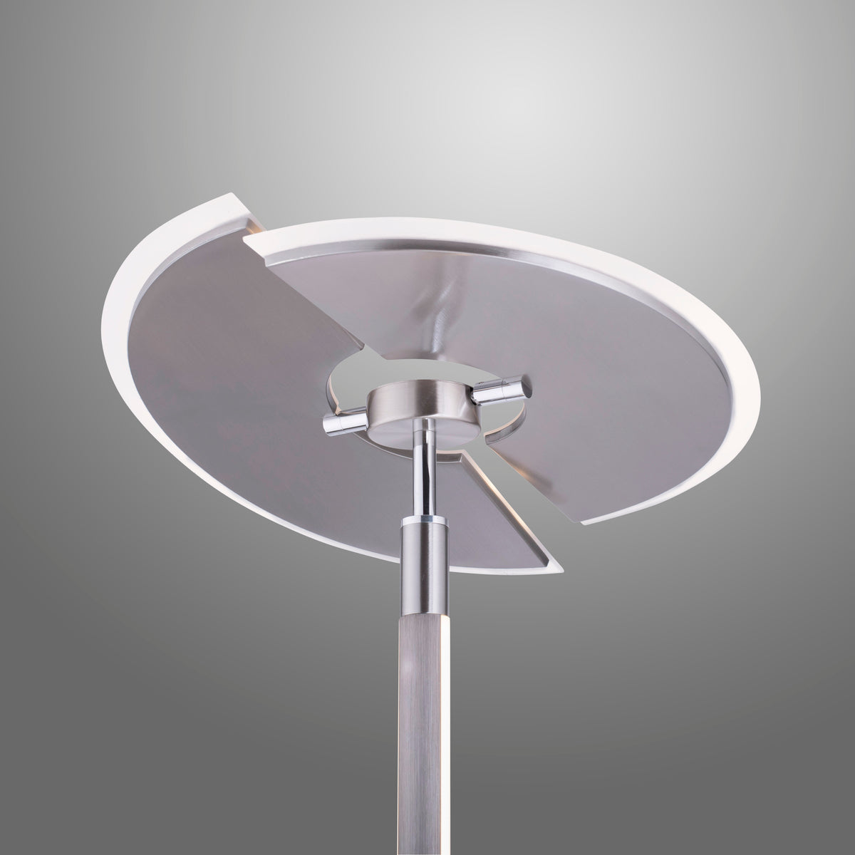 Lampadaire Pure-Mutil argenté
