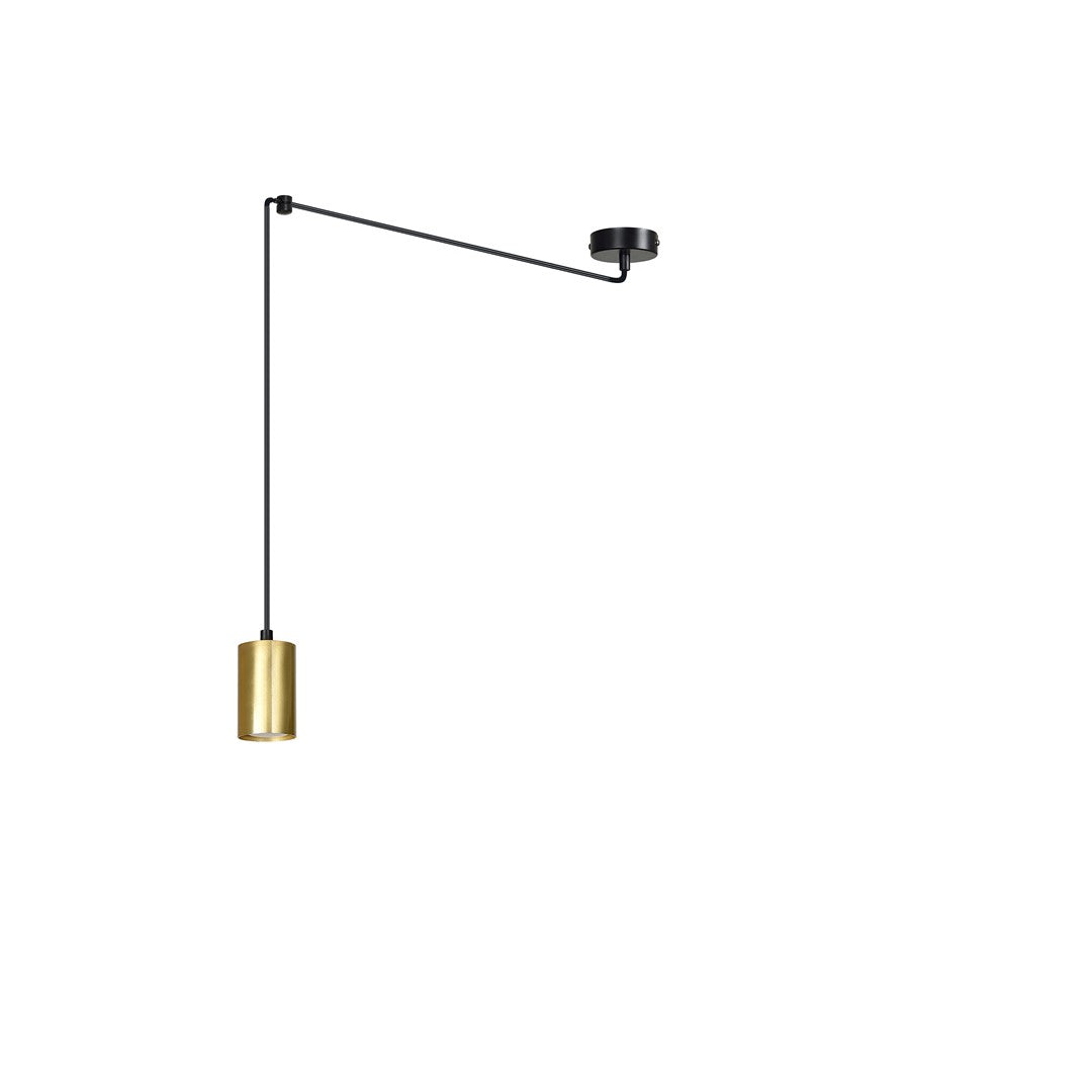 Luminaire suspendu de face sur fond blanc, structure noire et douille dorée