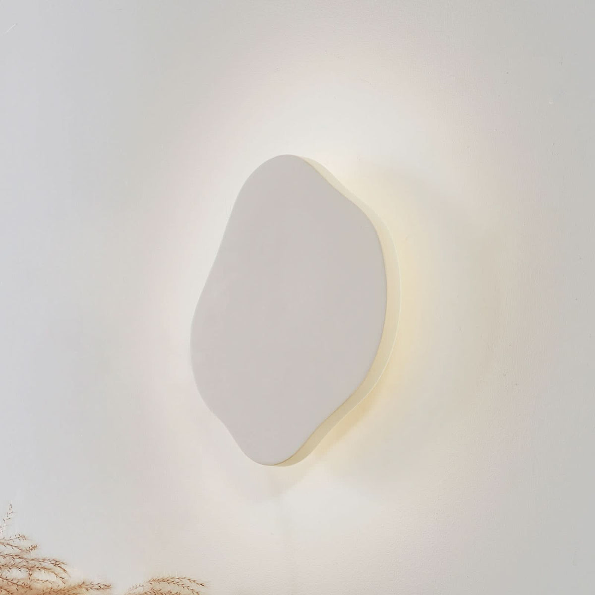 Applique murale LED Nielson en plâtre, beige, hauteur 30 cm