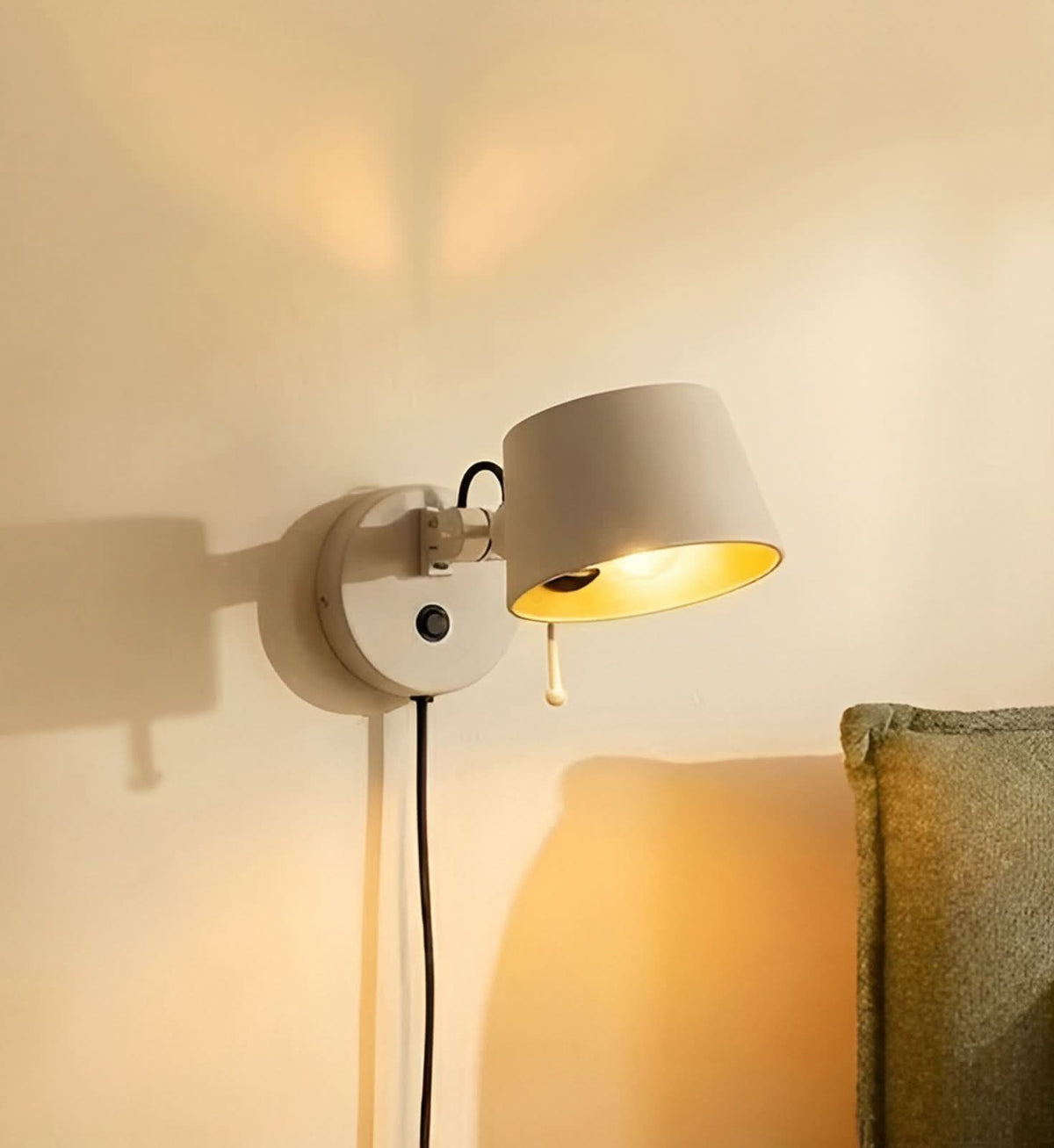 Applique murale Silka en métal, beige, hauteur 14 cm, 15 W, largeur 16 cm