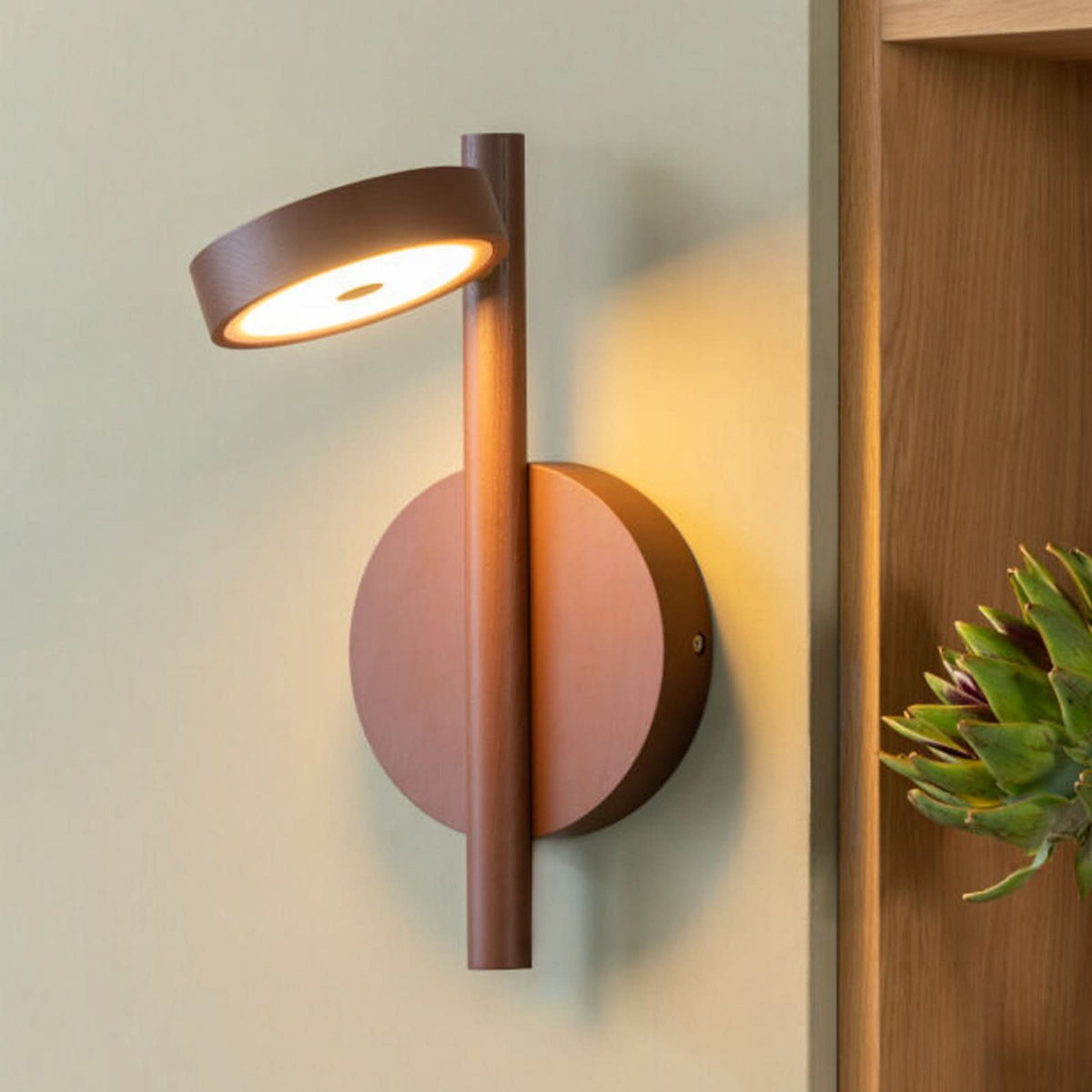 Applique murale LED Okinawa en bois, marron, hauteur 33 cm