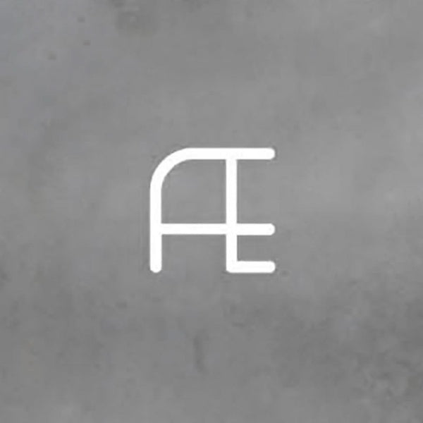 Applique murale LED Alphabet en aluminium, blanc, hauteur 95 cm, 3000 K, 42 W