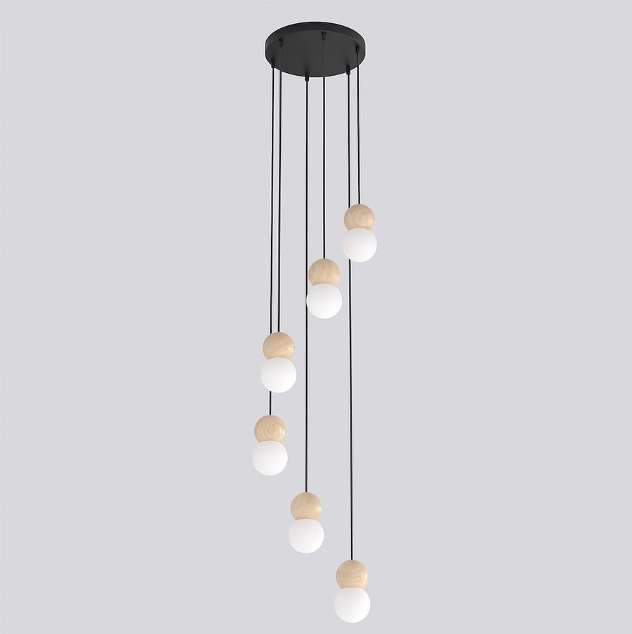 Vue produit de face : suspension six lumières, câbles noirs et boules bois blanc