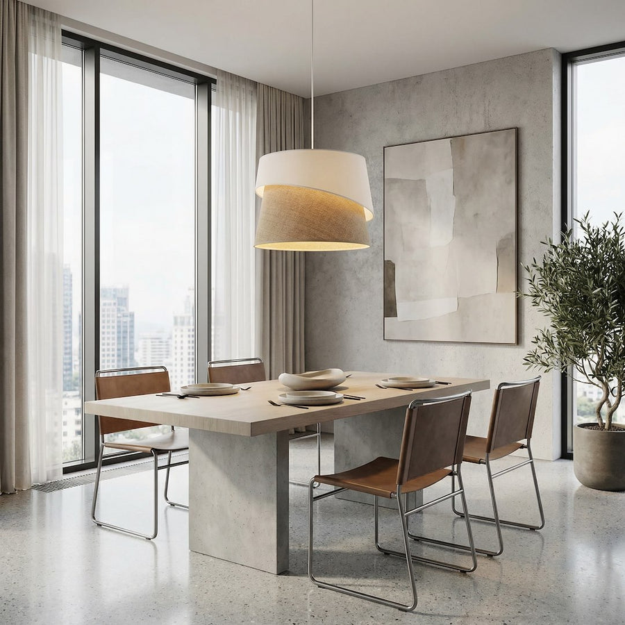 Mise en ambiance au-dessus d'une table dans une salle à manger moderne