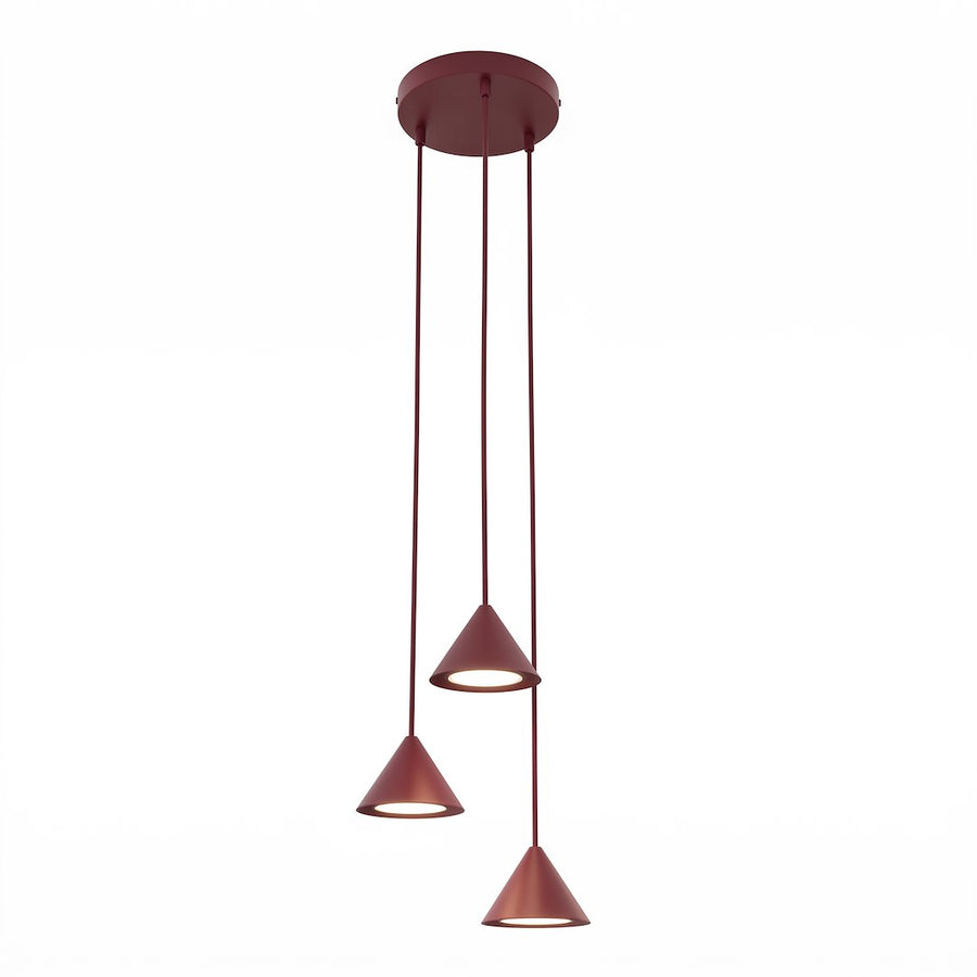 Vue produit sur fond blanc de la suspension trois cônes bordeaux suspendus à hauteurs décalées