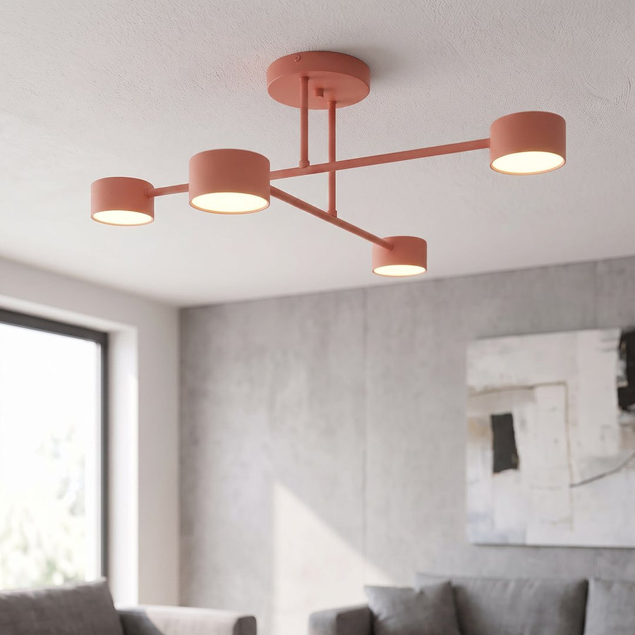 Luminaire corail installé au plafond d'un salon gris, lumières allumées