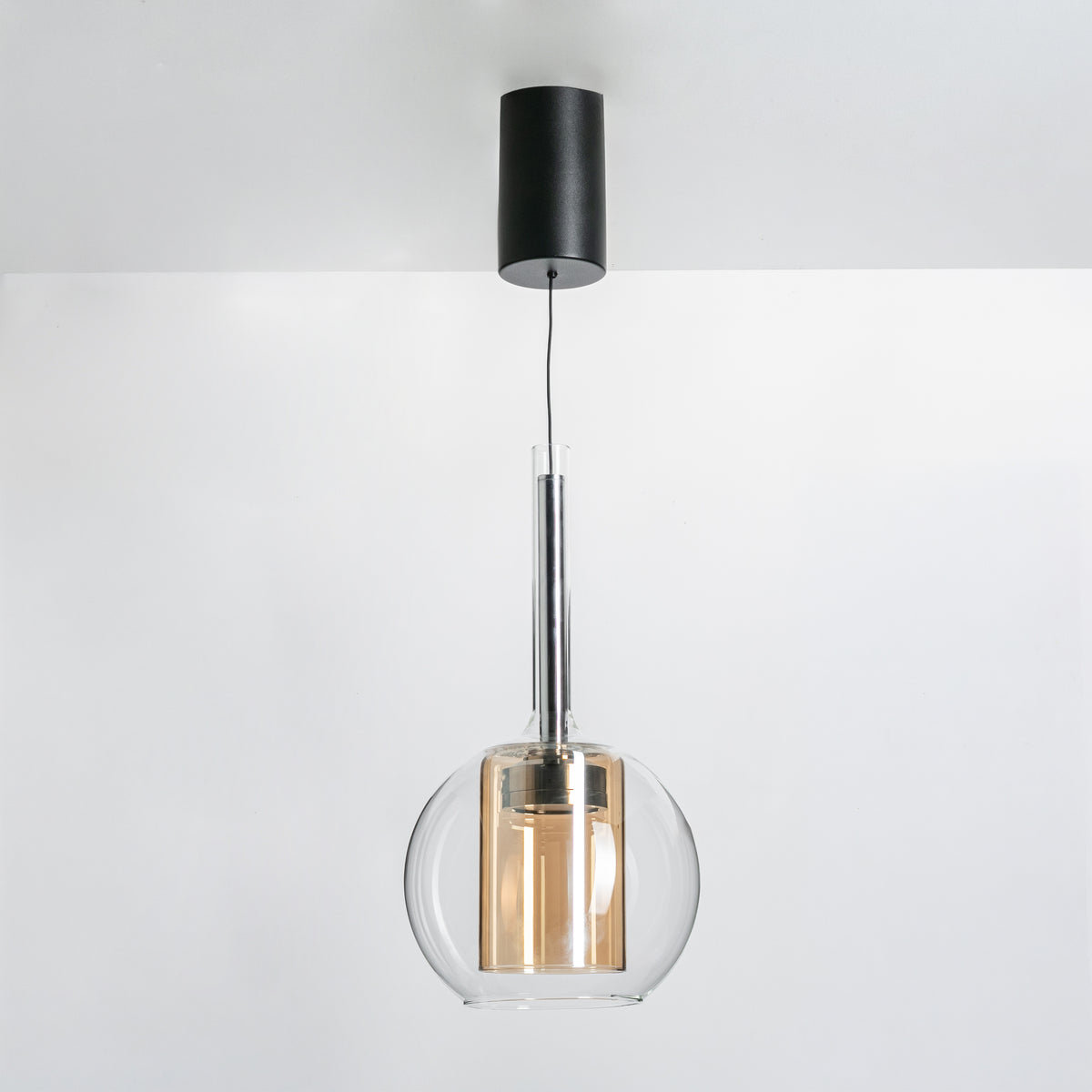 Suspension Tagna noire et ambrée, verre, L 16 cm
