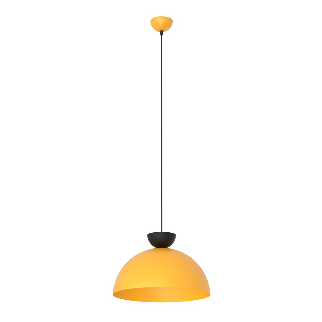 Suspension vue de face sur fond blanc, abat-jour orange demi-sphère et câble noir