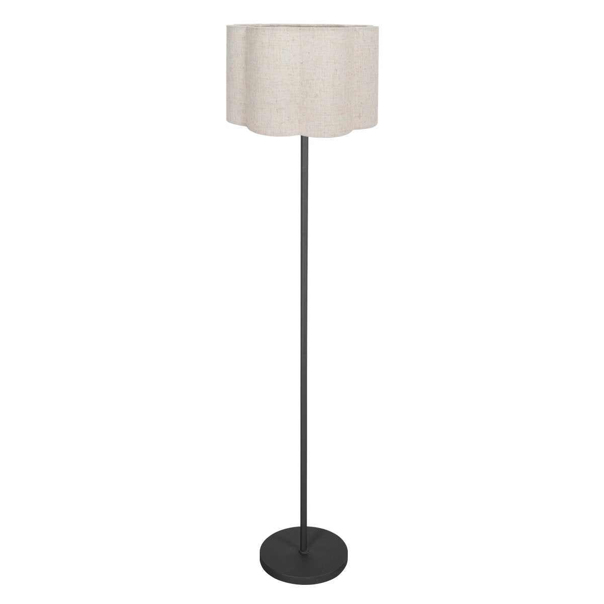 Lampadaire noir à abat-jour crème festonné, vue de face sur fond blanc