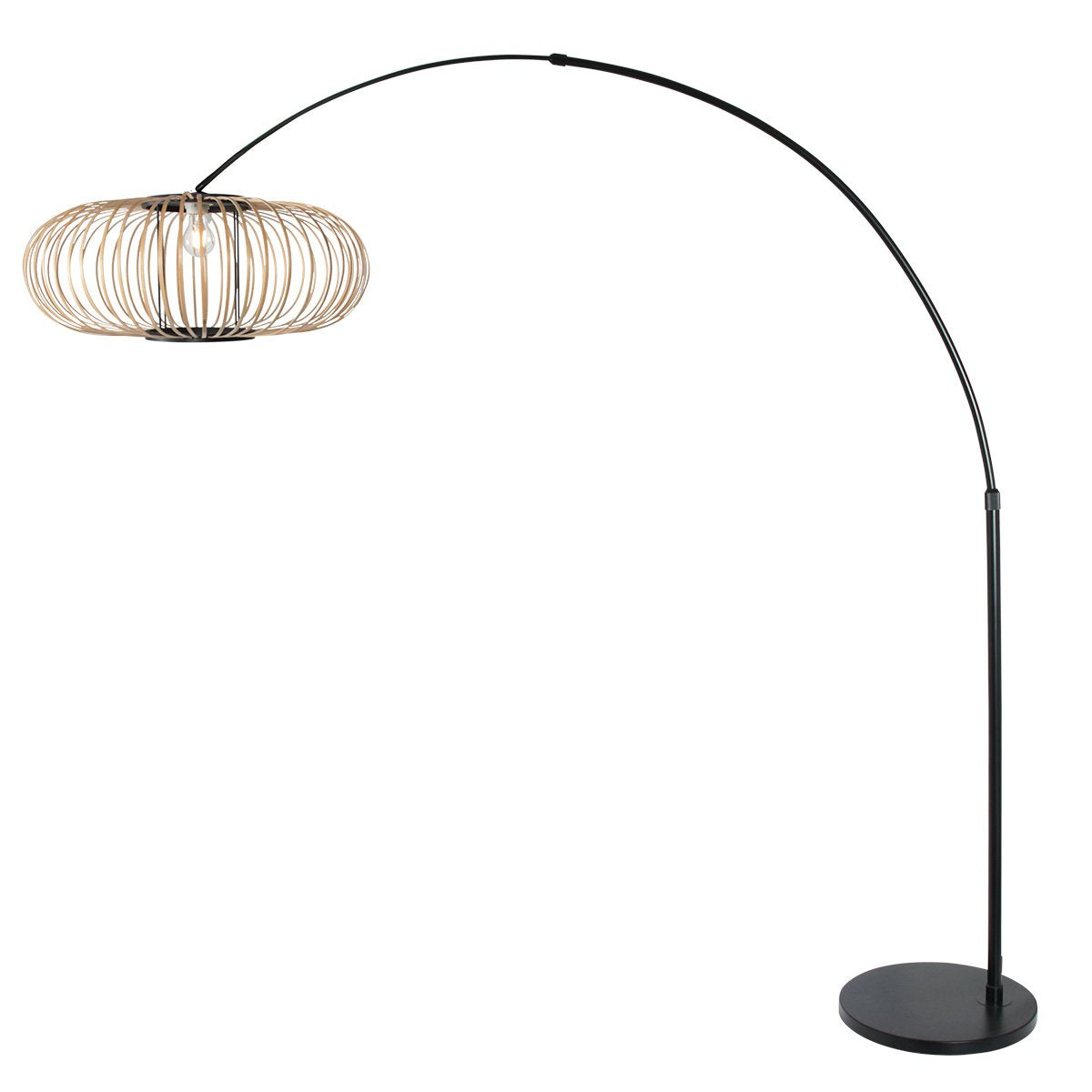Vue inversée du lampadaire, bras courbé noir et panier bambou à gauche