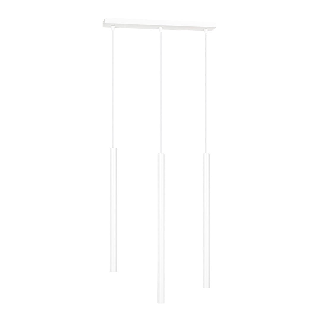 Suspension blanche à trois longs tubes cylindriques vue de face sur fond blanc