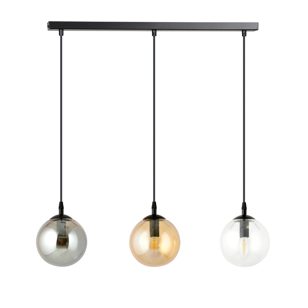 Vue de face du luminaire sur fond blanc, trois sphères en verre aux teintes différentes