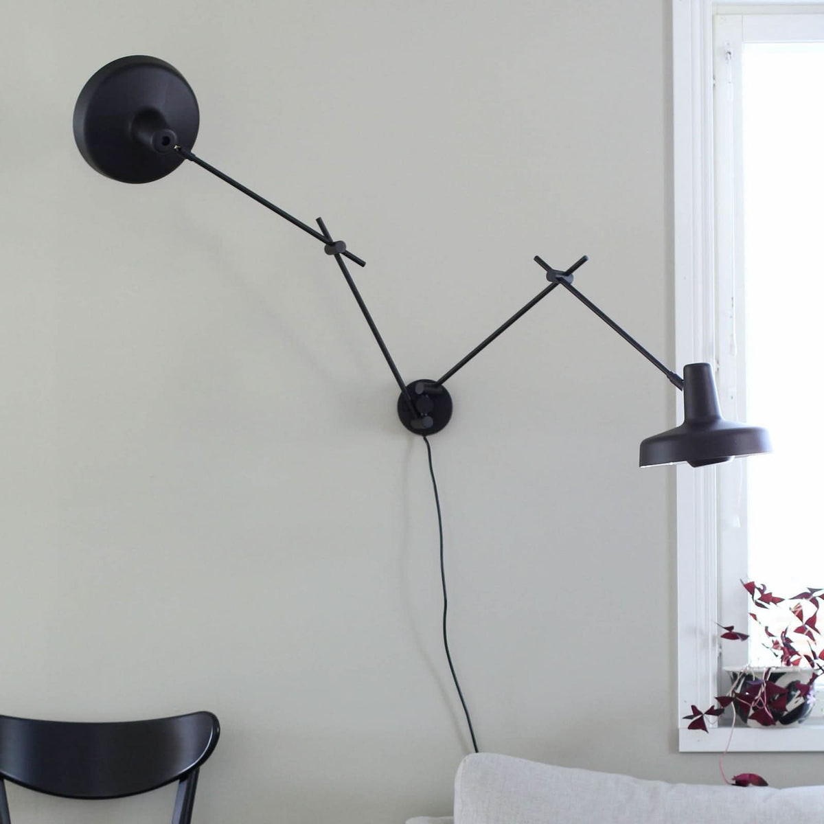 Applique murale Arigato 2 70 en aluminium, noir, 2 lumières, Ø 23 cm