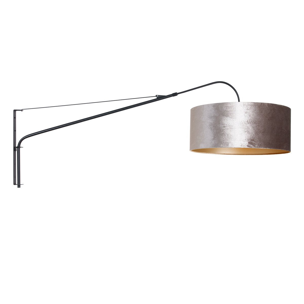 Même luminaire de face, intérieur de l'abat-jour dévoilant une finition dorée