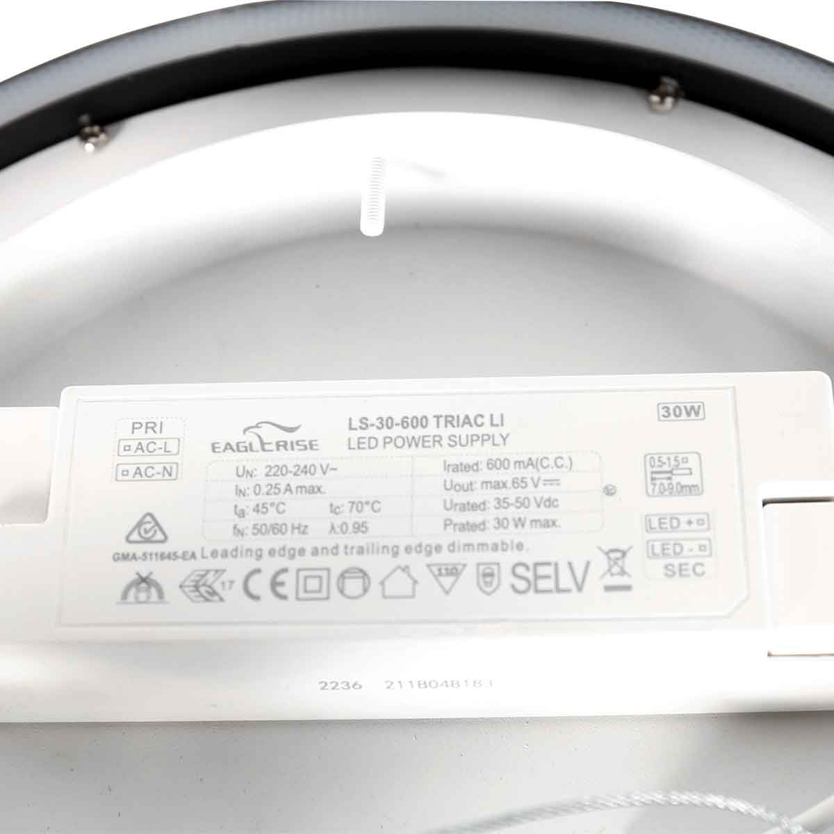 Étiquette du pilote LED 30 W, tensions et variateur, collée au dos
