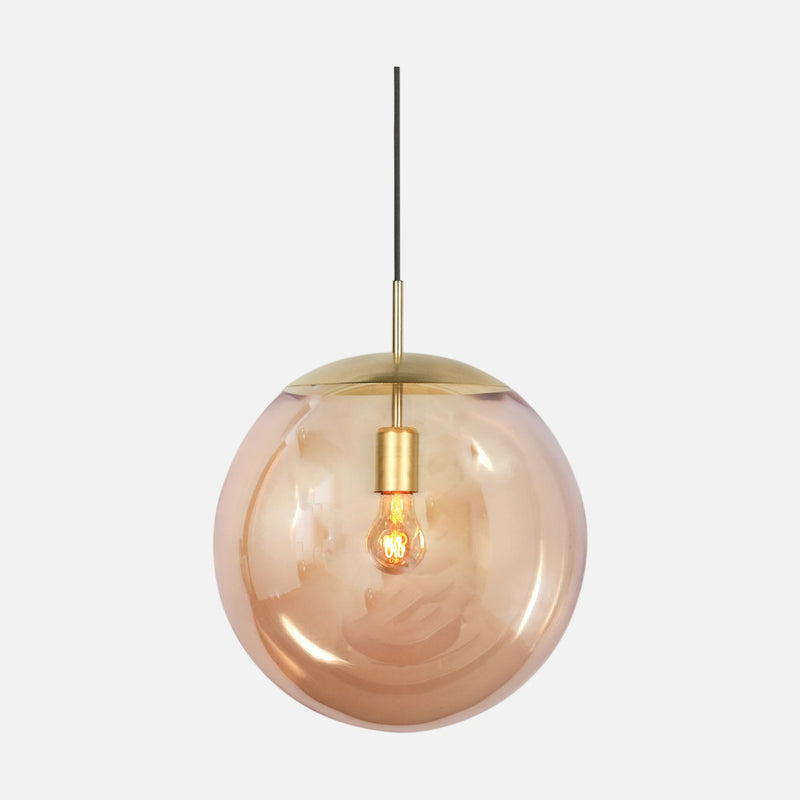 Goldene Globus-Pendelleuchte aus bernsteinfarbenem Glas Ø 40 cm, Esszimmer | Bollique