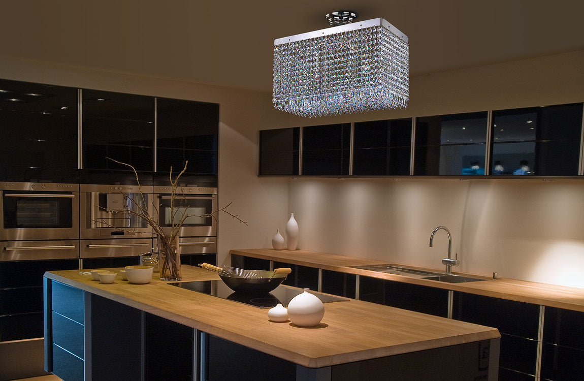 Mise en ambiance du lumineux au-dessus d'un îlot de cuisine moderne