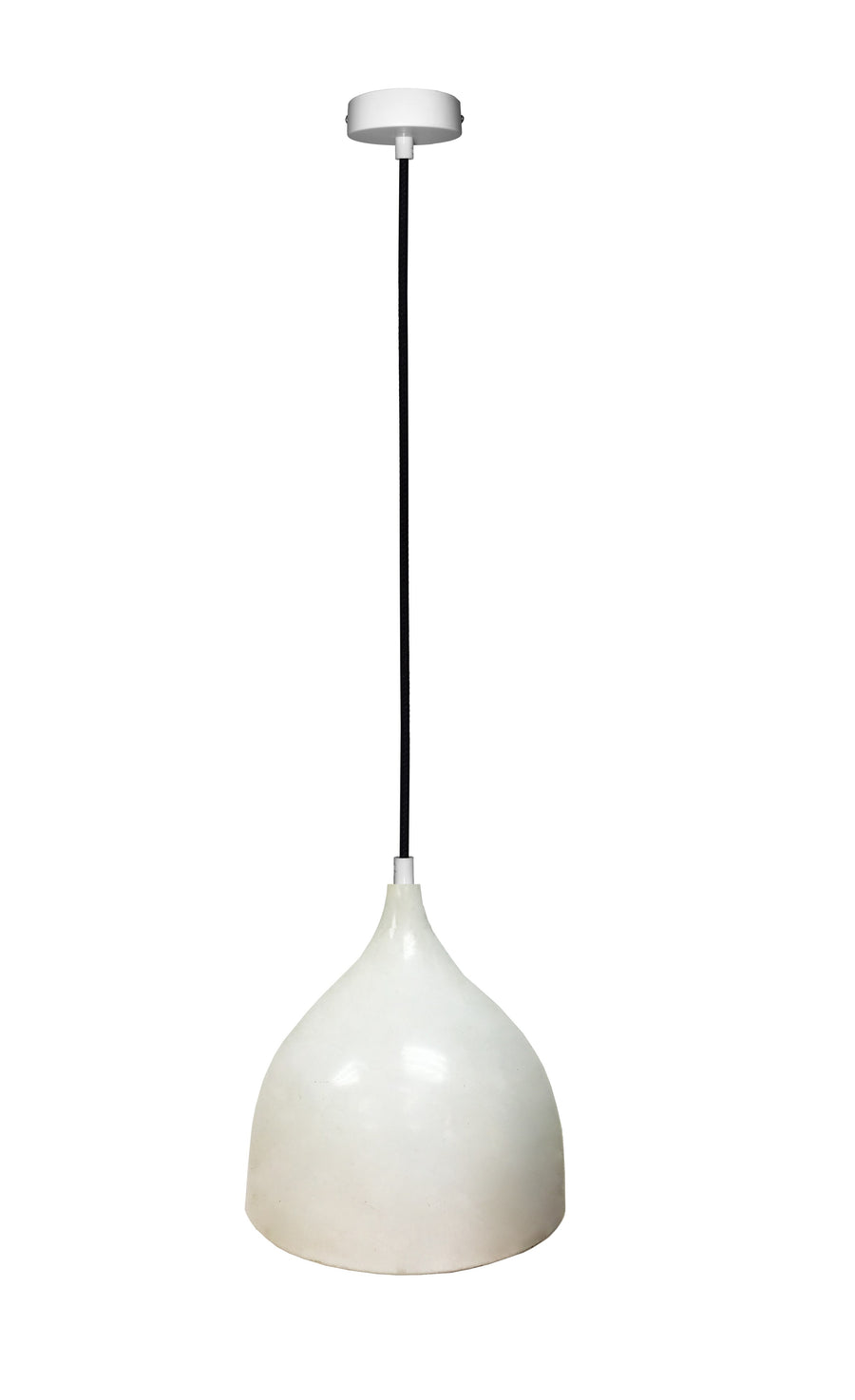 Produit seul sur fond blanc, abat-jour blanc en forme de goutte et câble noir.