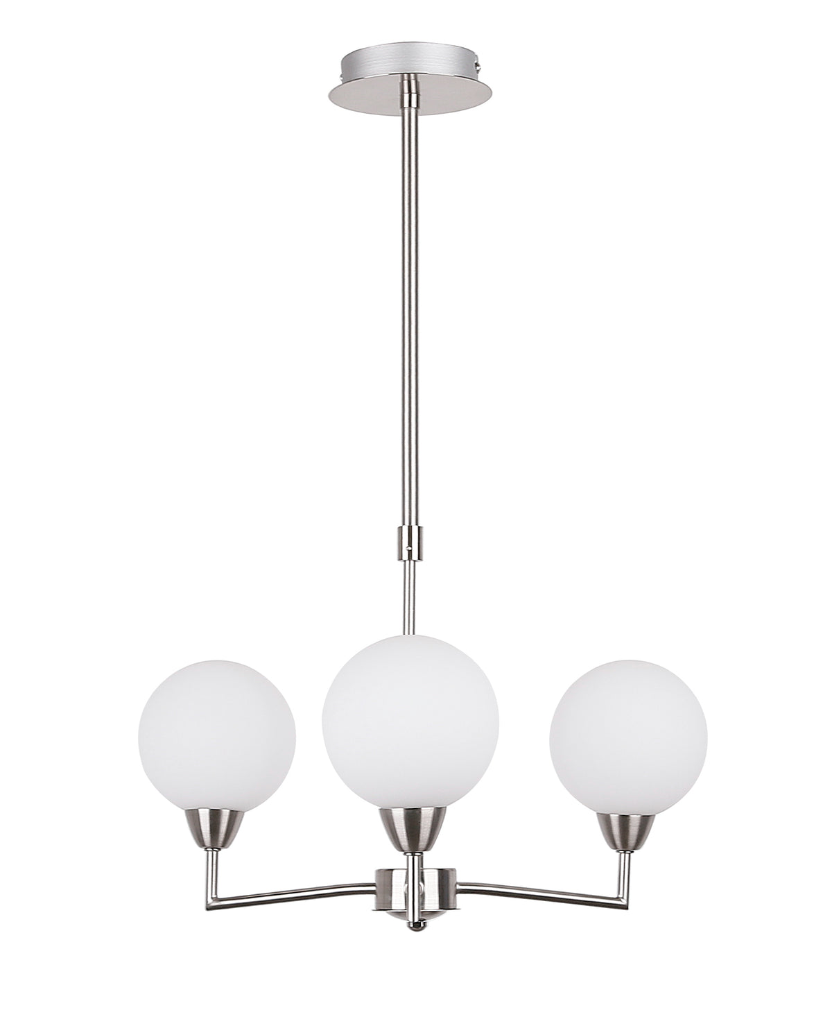 Suspension trois globes en verre blanc opalin sur structure métallique chromée, vue de face