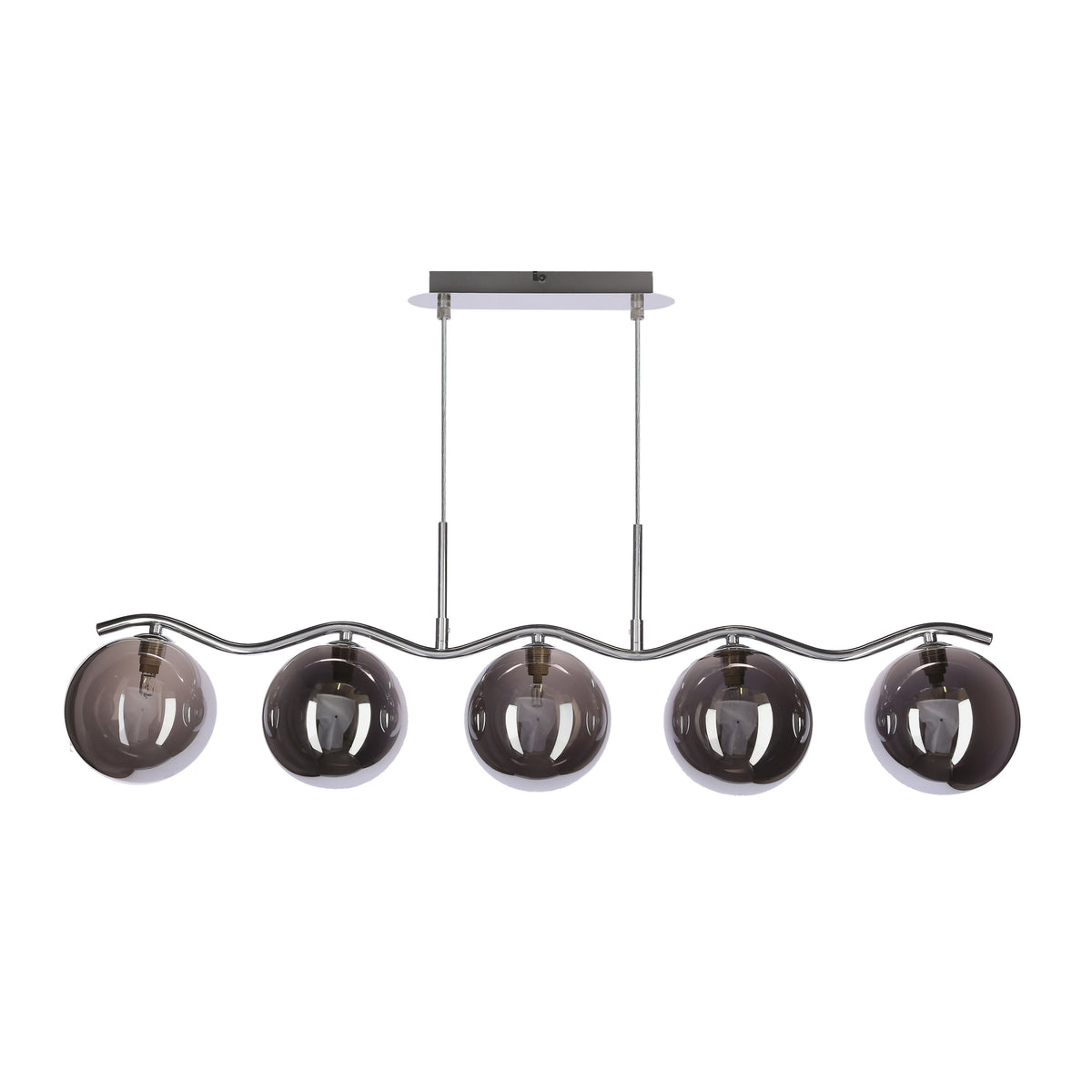 Suspension chromée avec cinq globes en verre fumé alignés sur une barre ondulée