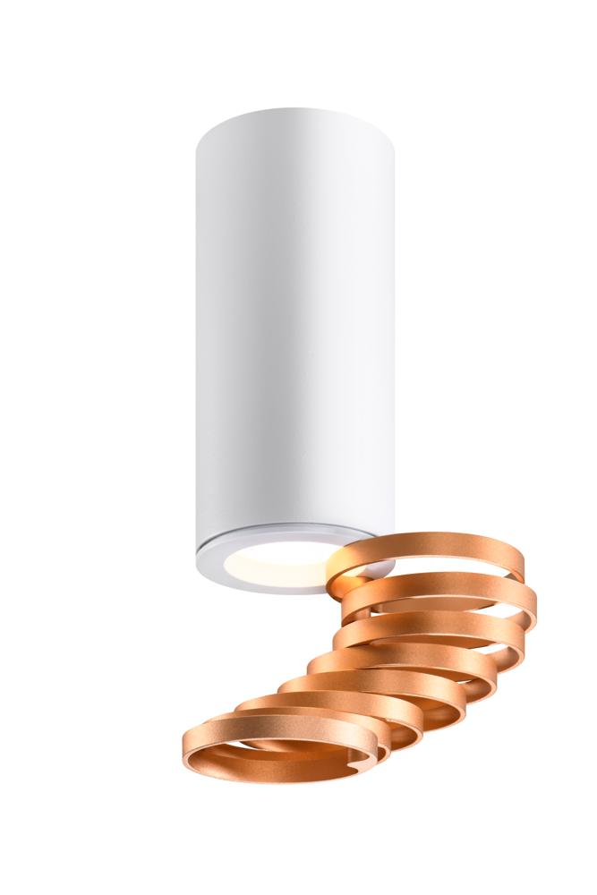 Suspension blanche en tube avec spirale cuivrée, vue de face sur fond blanc