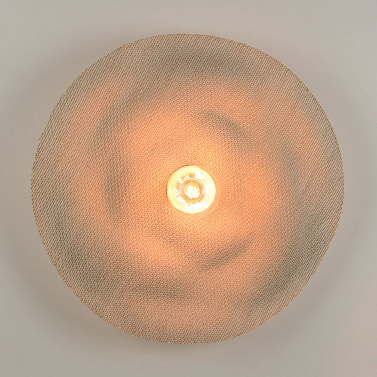 Applique murale Rivage M en lin, crème et laiton brossé, Ø 58 cm