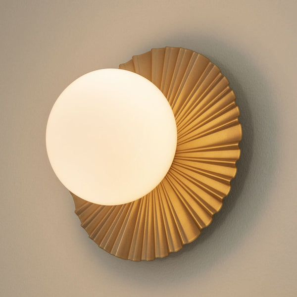 Applique murale Liila Muuse en verre, doré et blanc, Ø 20 cm, IP44