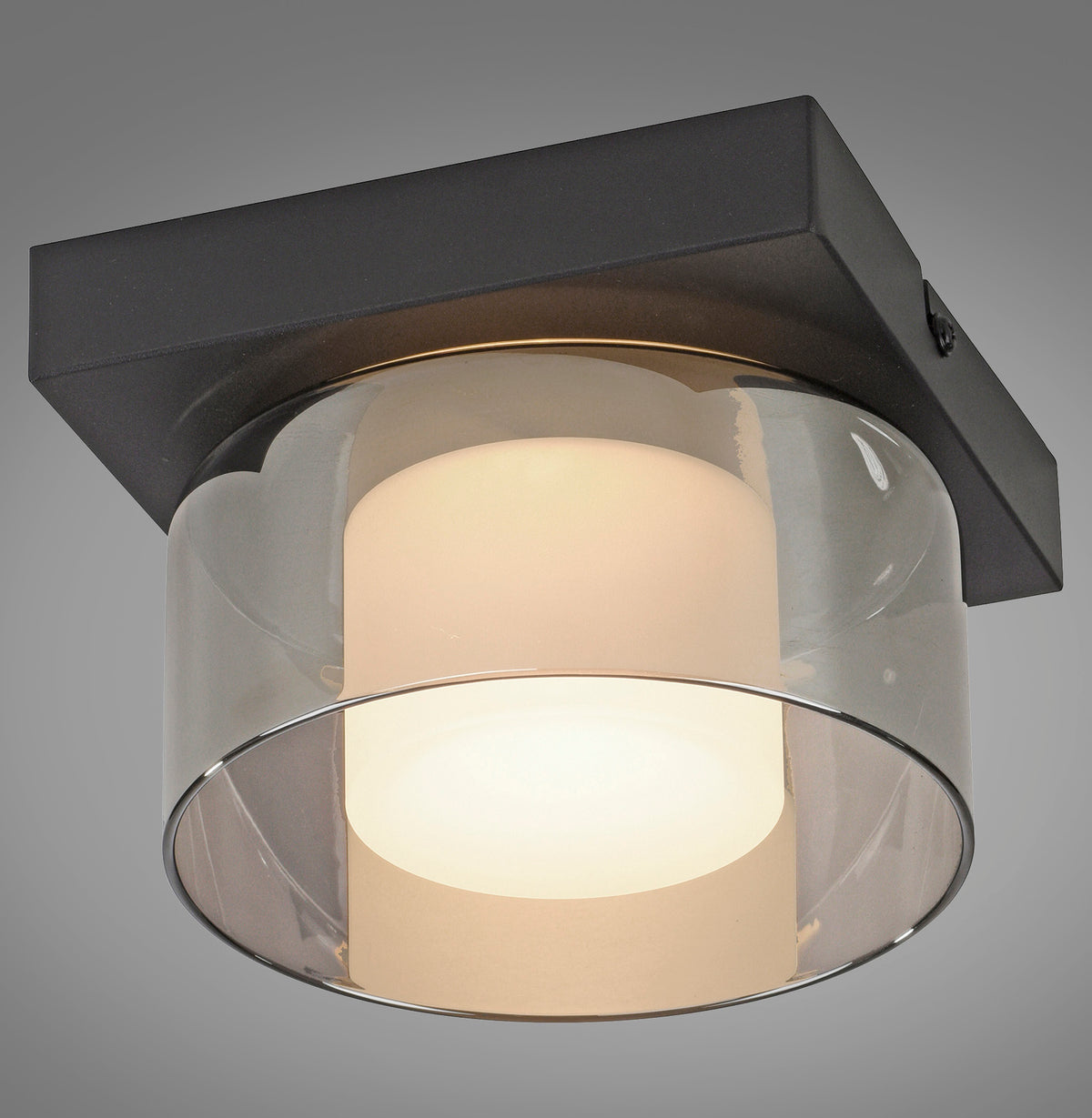 Plafonnier noir carré avec diffuseur cylindrique en verre transparent et abat-jour intérieur blanc, vue de face.