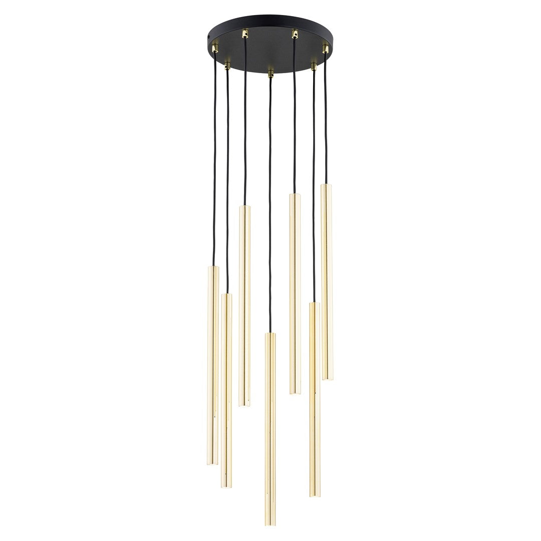 Suspension sept lumières, plaque noire et sept tubes dorés suspendus sur fond blanc