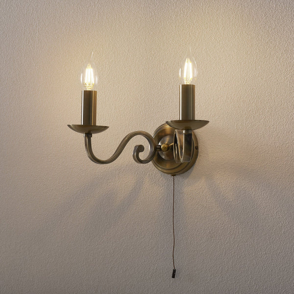 Applique murale Richmond en acier, laiton, 2 lumières, hauteur 16 cm