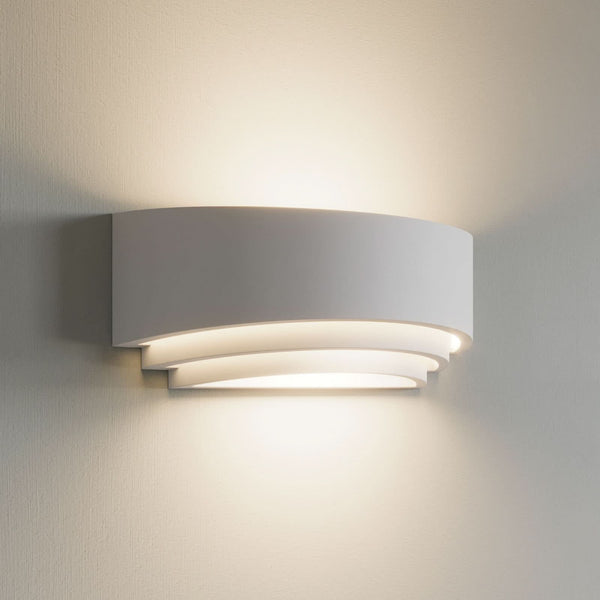 Applique murale Lucien en plâtre, blanc, hauteur 13 cm