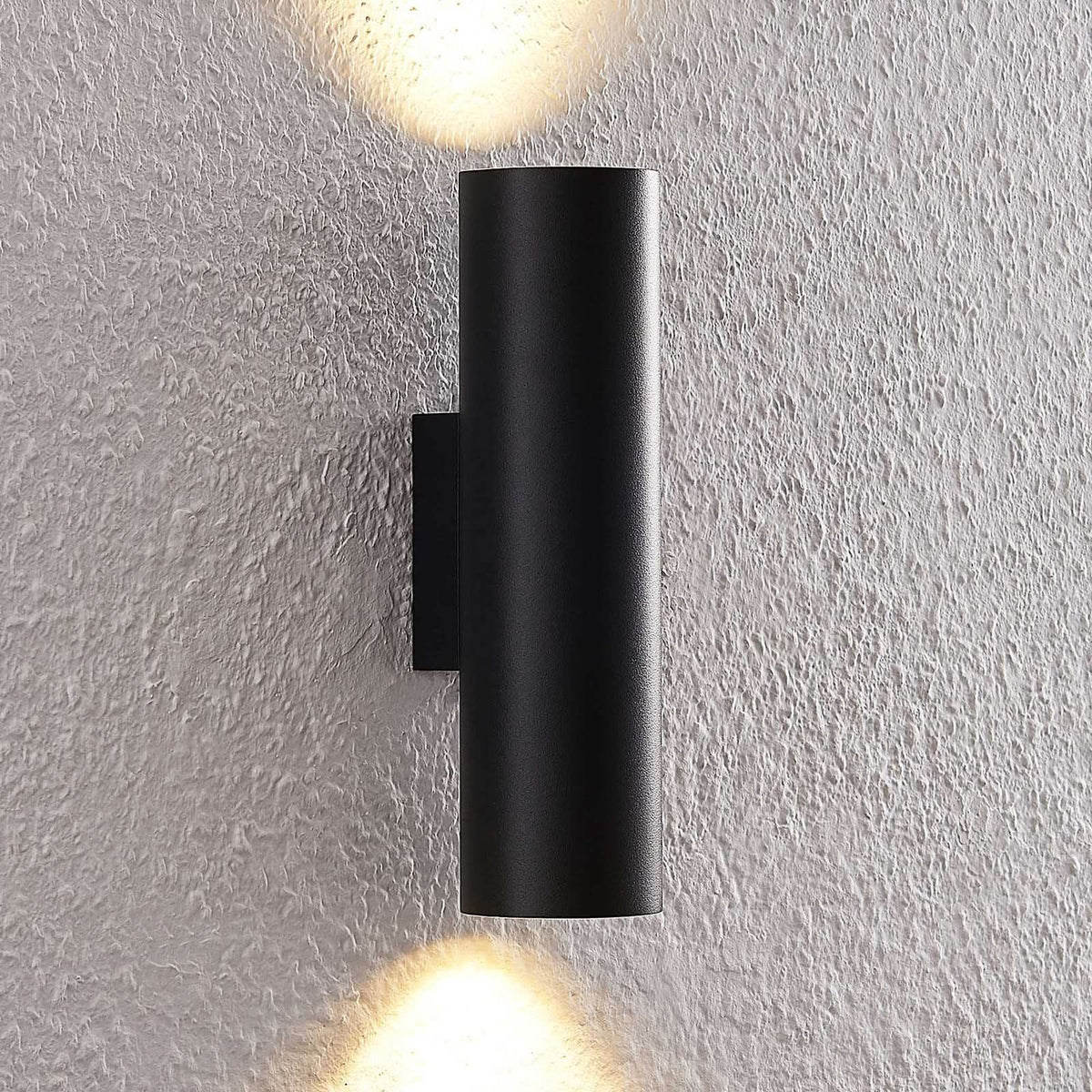 Applique murale Brinja en aluminium, noir, 2 lumières, hauteur 22,5 cm