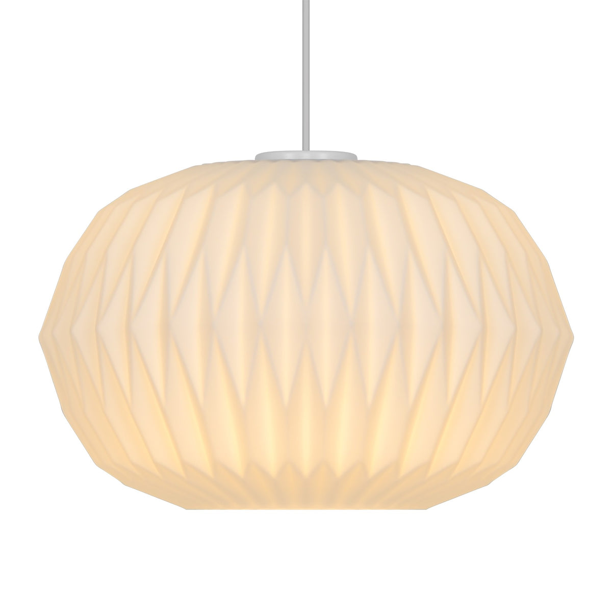 Gros plan sur l’abat-jour en verre opale plissé, lumière chaude diffusée.