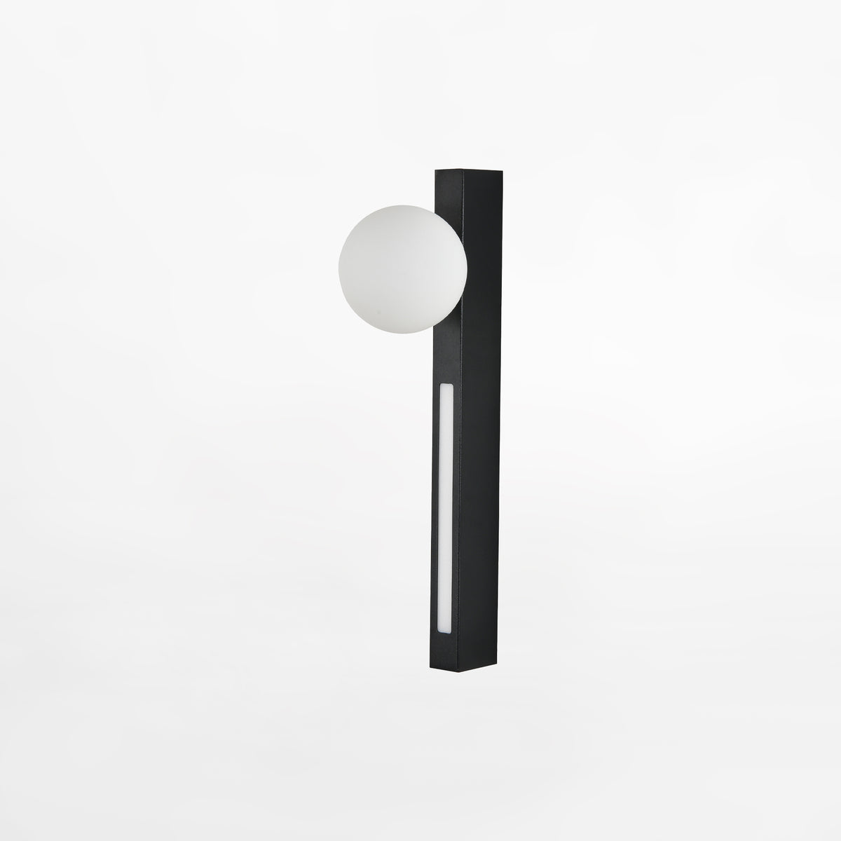 Applique murale noire verticale avec globe en verre opalin et diffuseur linéaire intégré