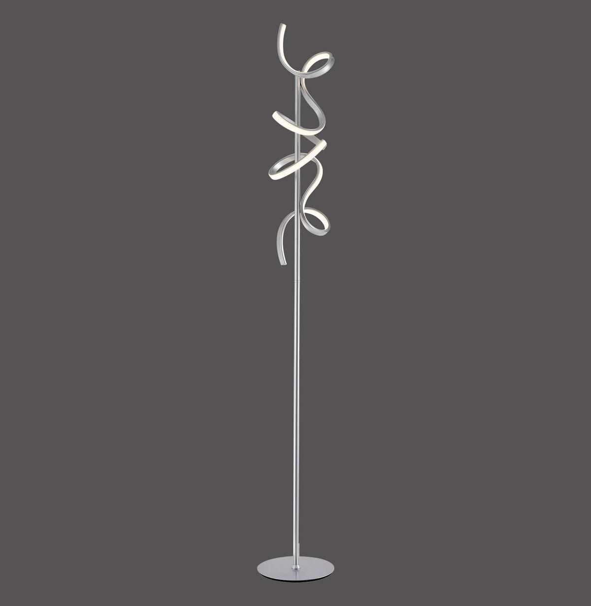 Lampadaire argenté sur fond gris, tige fine et spirale lumineuse au sommet.