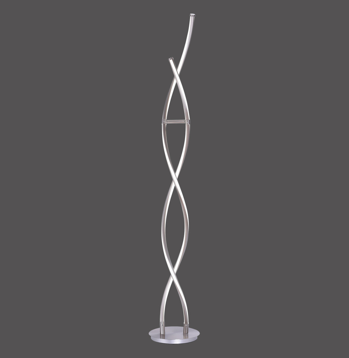 Lampadaire argenté de face, deux tubes courbés entrecroisés sur socle rond