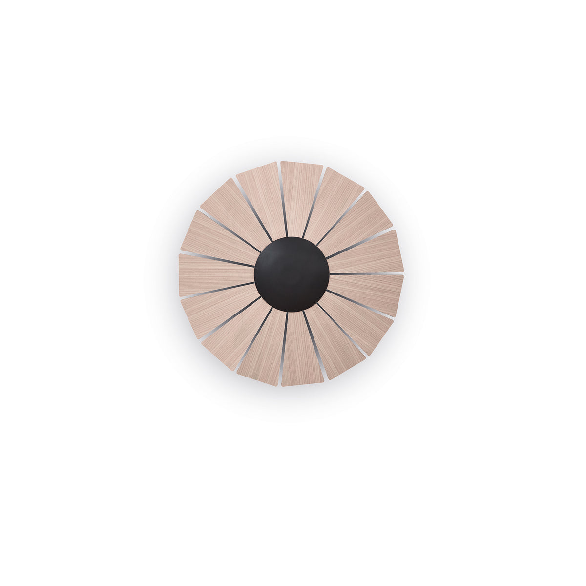 Applique murale ronde en bois clair, pales rayonnantes autour d'un disque central noir