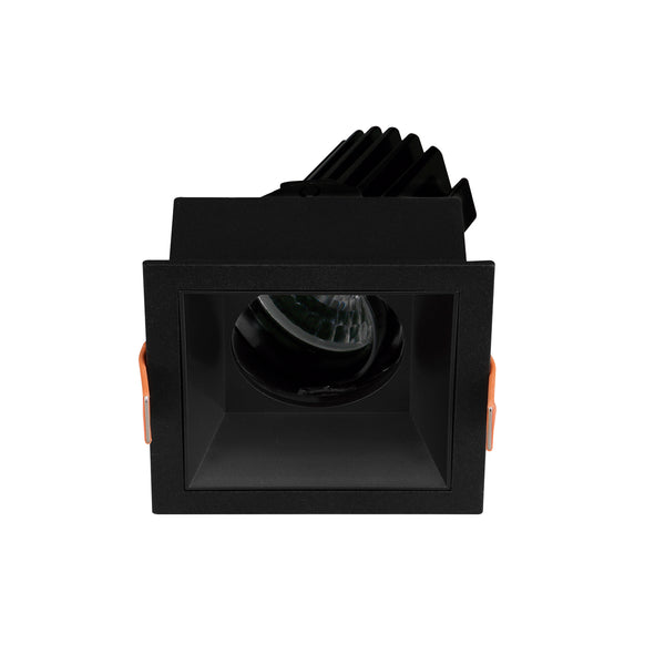 Spot encastrable orientable VIP2 carré, optique ronde, LED intégrée, variable DALI, extérieur noir
