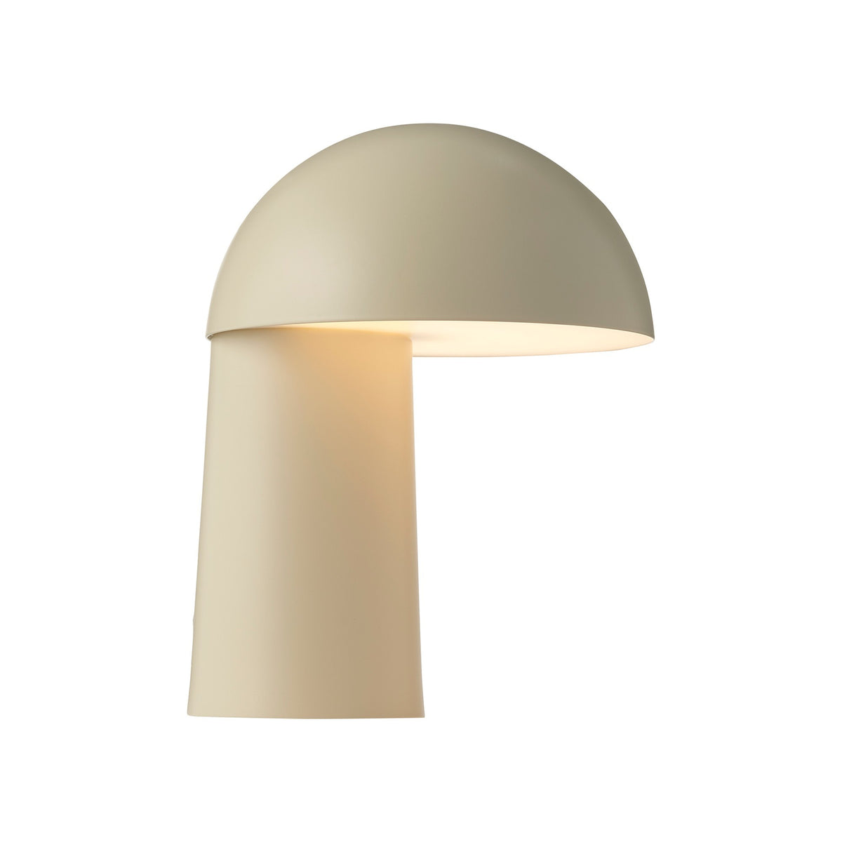 Vue de profil du luminaire beige, abat-jour en dôme sur base cylindrique