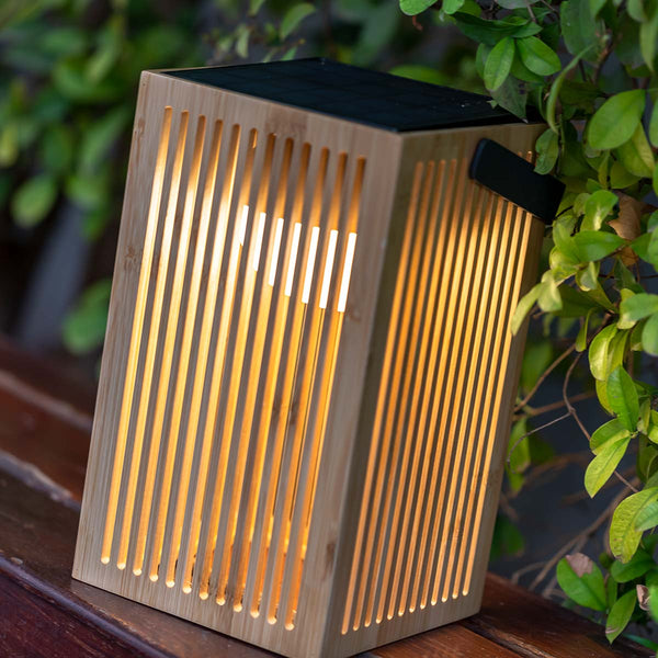 Tragbare Solar-Laterne Okinawa aus Bambus