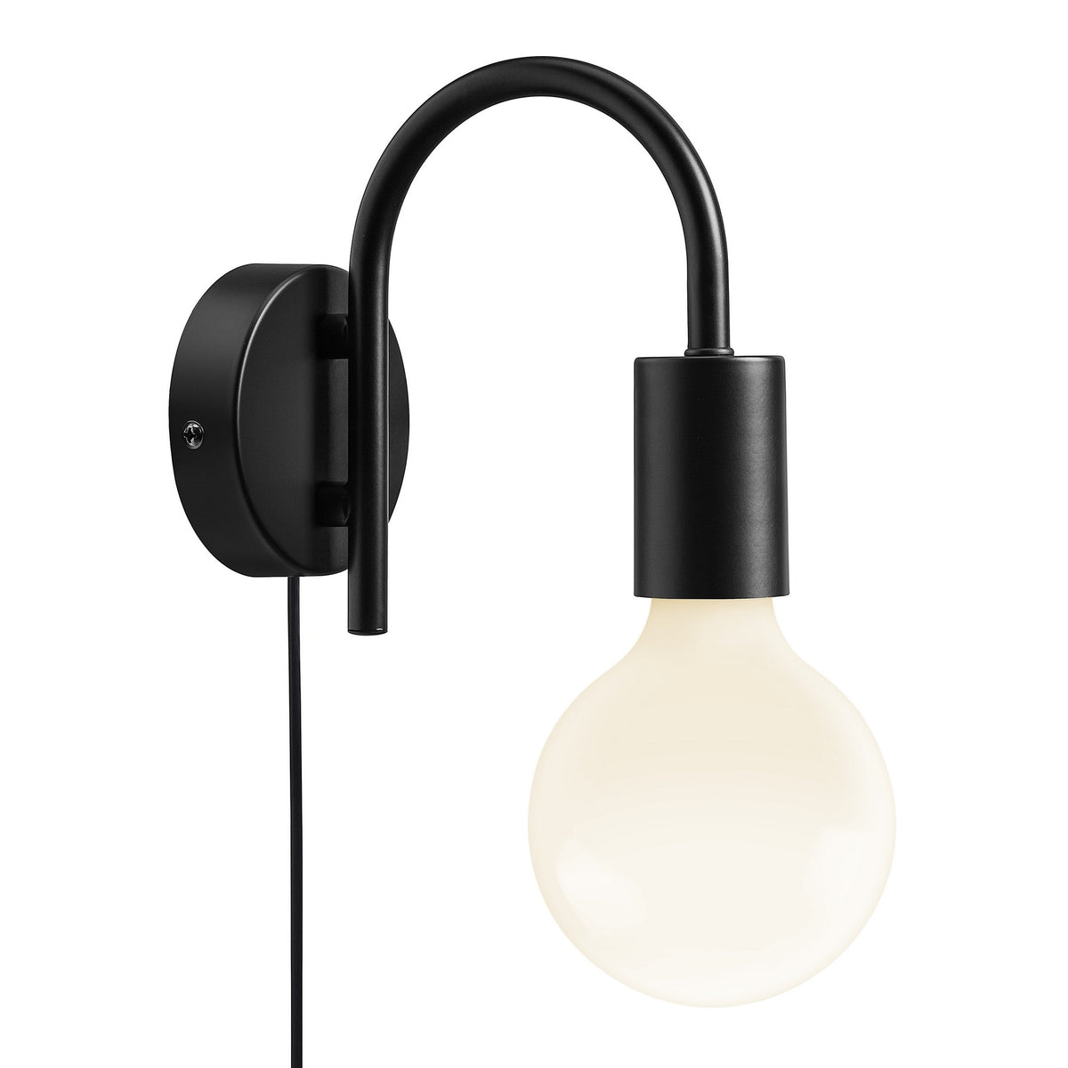Vue de trois quarts avec ampoule globe opaline blanche éteinte