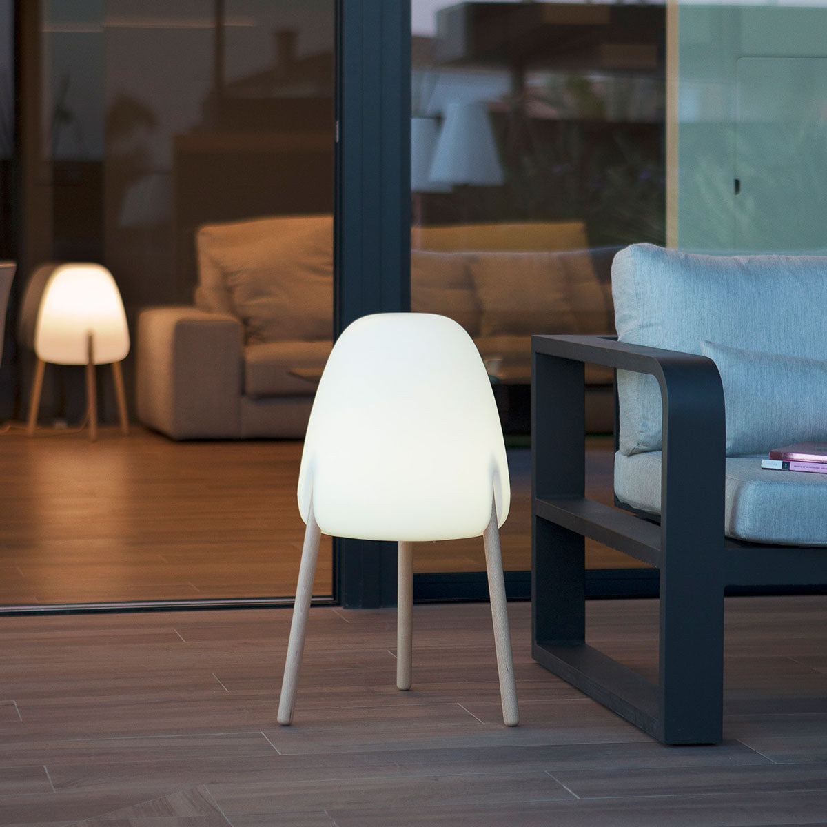 Lampadaire Rocket à pieds bois