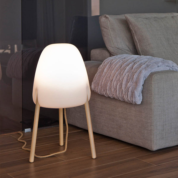 Stehlampe Rocket mit Holzfüßen