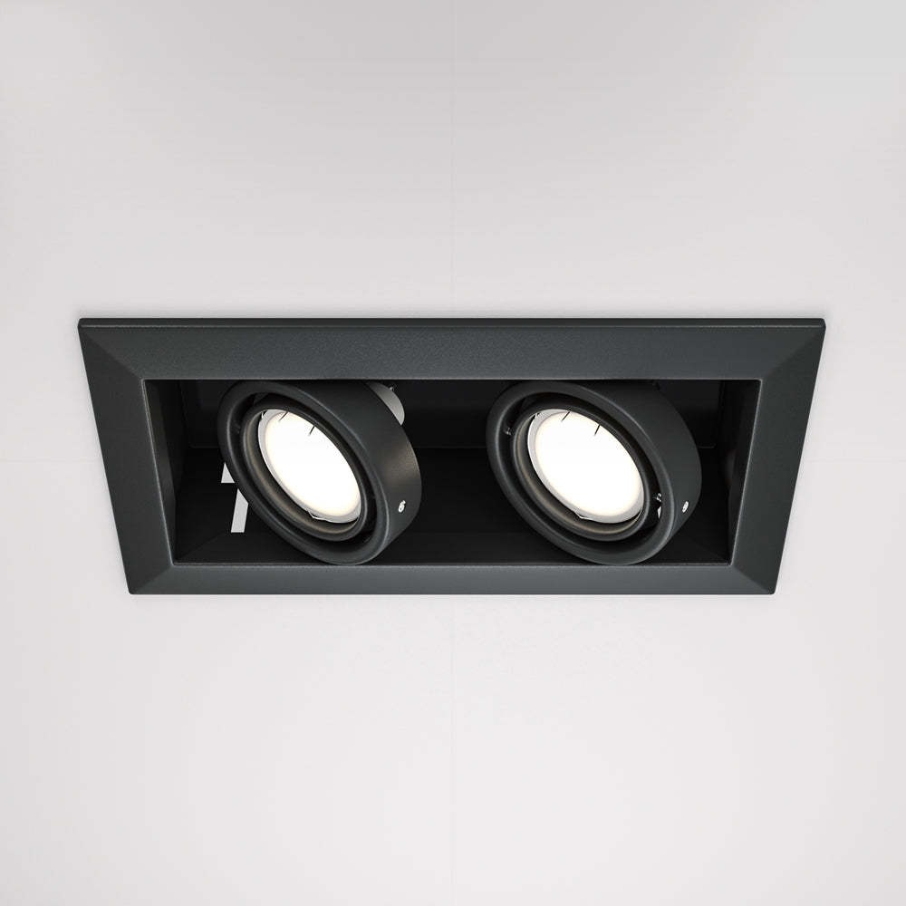 Vue de face d'un spot encastré noir rectangulaire à deux têtes orientables