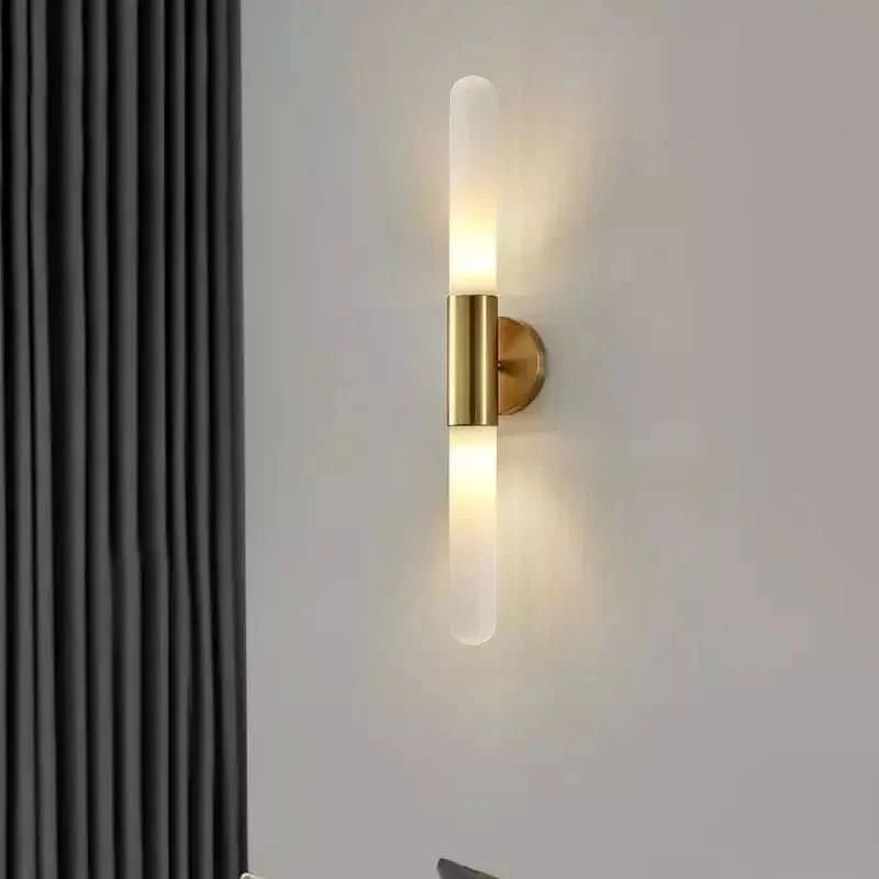 Applique Murale Verticale Design | Éclat Zen - Designix Applique Murale Bronze Blanc Chaud