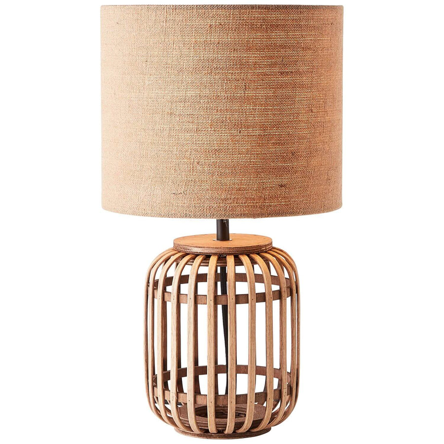 Vue détourée de face du luminaire, abat-jour en tissu et base ajourée en bois