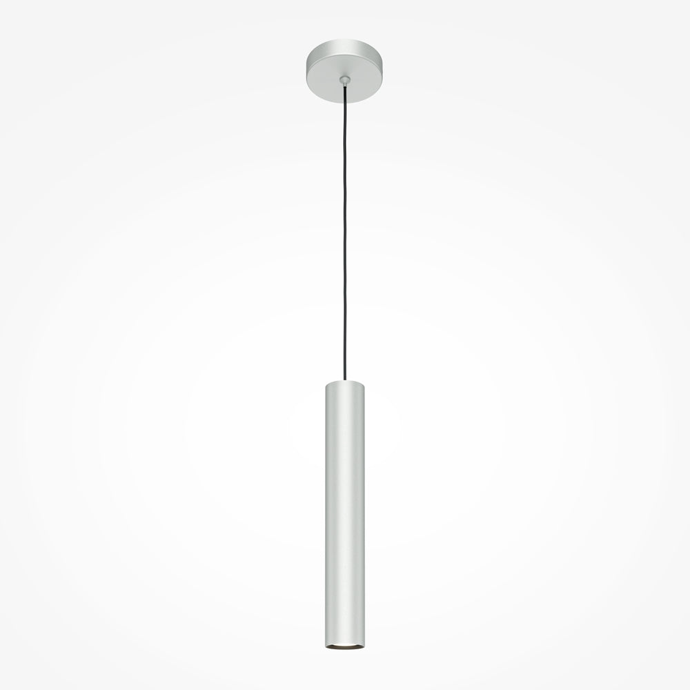 Luminaire suspendu argenté vu de face, cylindre allongé et câble noir vers plafond