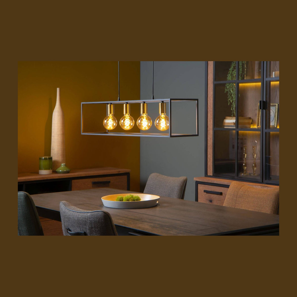 Suspension Ruben 4 lumières noire et dorée mat