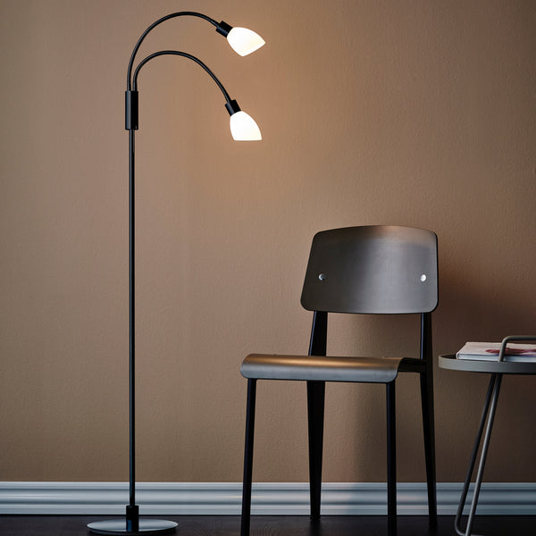 Lampadaire Cut double, noir et verre opale